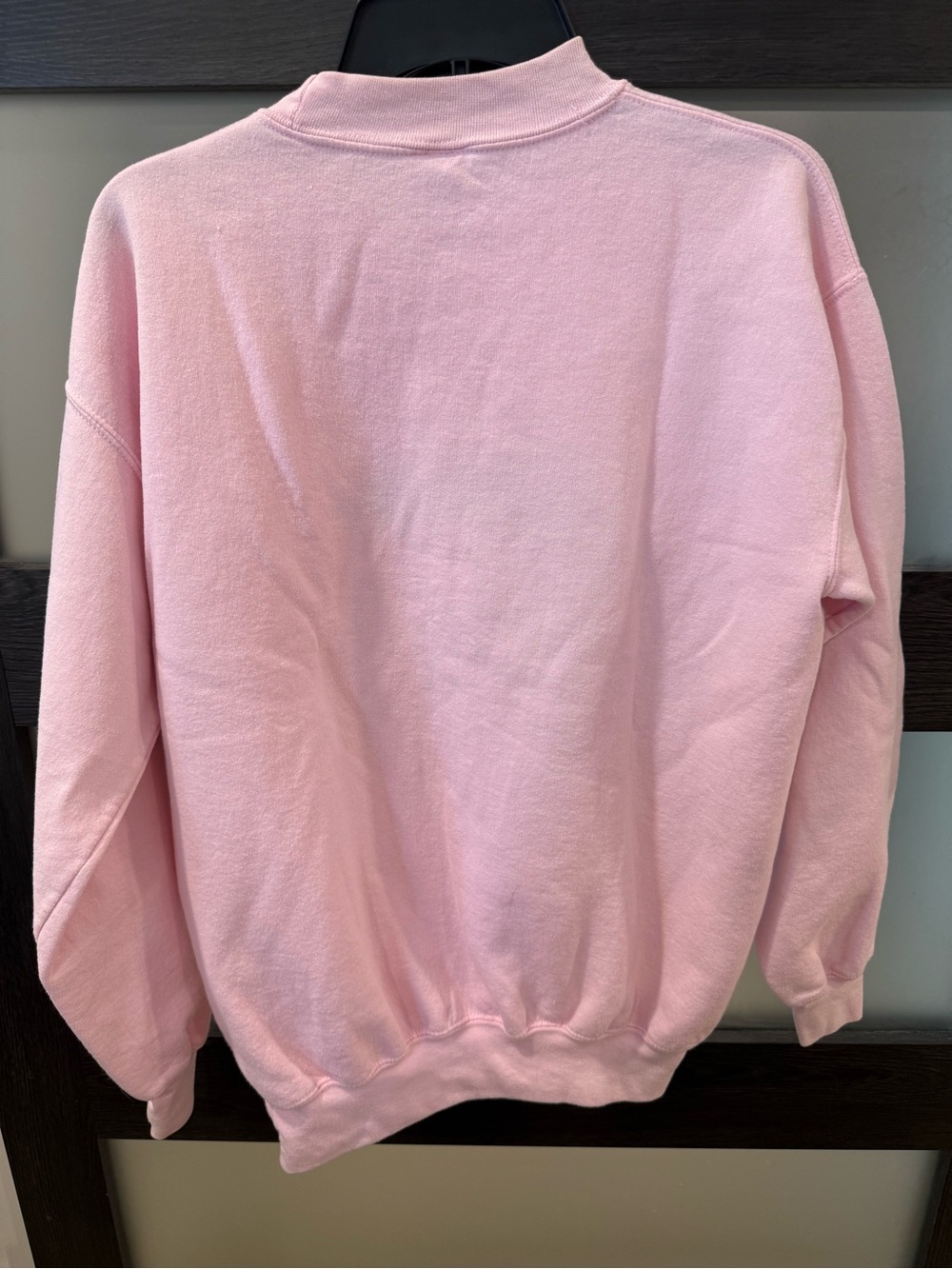 5 for $25!! Gildan Pink Atlanta Georgia Sweatshirt Size M - Picture 6 of 6